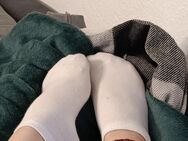 Verkaufe getragene Socken🧦 - Trier