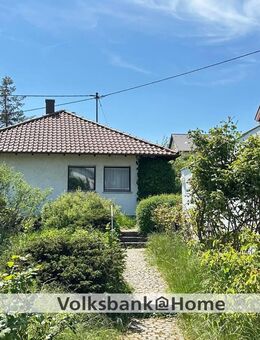 Einfamilienhaus mit großem Grundstück in ruhiger und zentraler Lage von Reutlingen - Ohmenhausen - Reutlingen