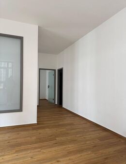 Helle, modernisierte 2-Raum-Wohnung mit hochwertiger Ausstattung - Stralsund