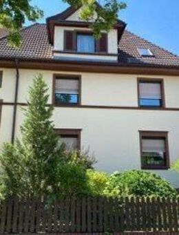 2-Familienhaus + Dachboden 90 m², Doppelgarage, frei oder vermietet, in guter Lage nahe Innenstadt, 91052 Erlangen - Erlangen