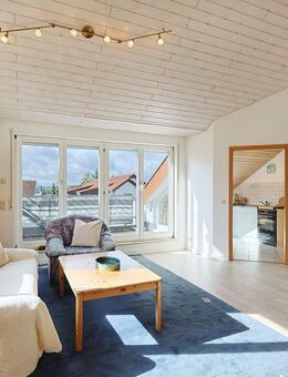 Helle Wohlfühlwohnung mit hohen Decken und einer tollen Aufteilung - Böblingen