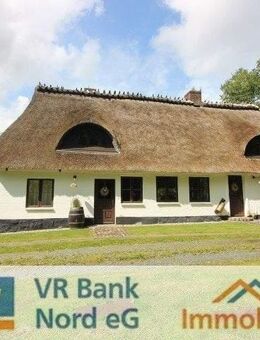 Traumhaftes Reetdachanwesen in idyllischer Lage unmittelbar am Waldrand - Wees