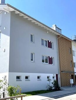 4-Zimmer-Wohnung mit großem Südbalkon - hochwertig ausgestattet und gut angebunden - Feldkirchen-Westerham