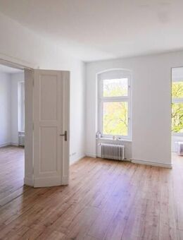 Friedenau: sanierte 3-Zi-Altbau-Wohnung mit Wintergarten - Berlin