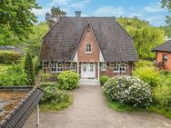 Wunderbare Villa in Großhansdorfer Toplage - Großhansdorf