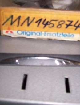 MN145874 Emblem, Pfeil Mitsubishi Carisma Space Star - Hannover Vahrenwald-List