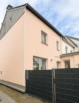 modernisierte Doppelhaushälfte mit XXL-Anbau - Haan