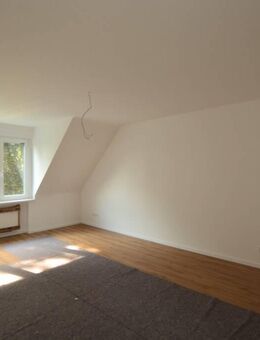 5792: Hilden Süd! Frisch sanierte und helle 3 Zimmer Wohnung! - Hilden