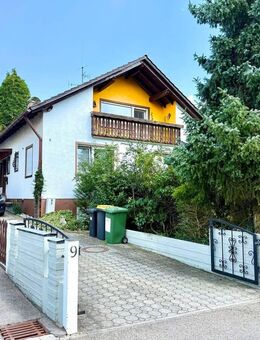 Großes Einfamilienhaus mit Garage in beliebter Wohnlage von Weißenhorn - Weißenhorn