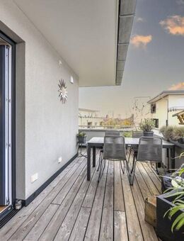 RESERVIERT / Ruhig gelegene Penthousewohnung mitten in Holzkirchen - Holzkirchen (Regierungsbezirk Oberbayern)