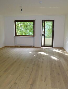 Wohnung oder Praxis / Büro? Hier ist beides möglich auf 50 QM in Sendling! - München