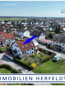 Sehr schöne & große Familienresidenz mit 315 m² & Traumgarten in ruhiger Lage - sofort bezugsfrei - Untermeitingen
