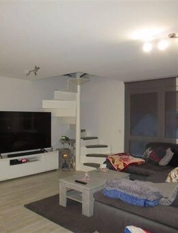Moderne 3-Zimmer-DG-Wohnung + Studio - Iffezheim