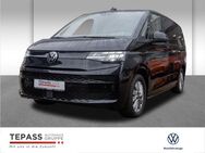 VW T7 Multivan, 2.0 l TDI Multivan Lang, Jahr 2023 - Schwelm