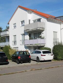 *** Sofort frei - 4-Zimmerwohnung mit Balkon und 2 Stellplätzen *** - Brackenheim
