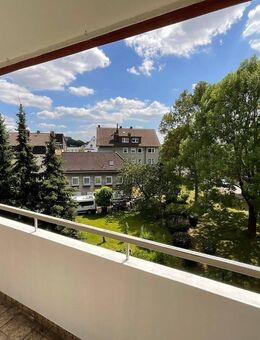 Frisch renovierte 3 Zimmerwohnung mit Balkon - Hagen (Stadt der FernUniversität)