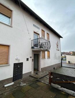 Anlage oder Eigenbezug ** Top MFH im Zentrum von Poppenhausen** leerstehend** - Poppenhausen