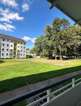 Gemütliche 2,5-Zi.-Wohnung mit Balkon im Erdgeschoss! - Leverkusen
