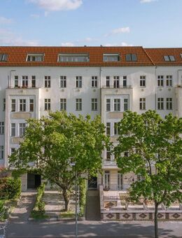 Vermietete Kapitalanlage mit 2 Zimmern, Balkon & Aufzug - Berlin