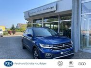 VW T-Cross, 1.0 TSI Move, Jahr 2024 - Demmin