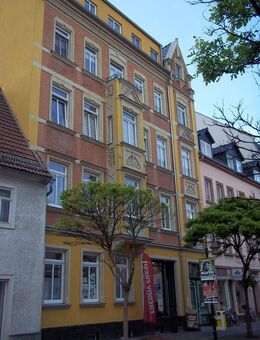 W2100 - Moderne 2-Raumwohnung im Stadtzentrum mit Südbalkon & Lift - Riesa