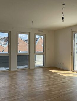 Lichtdurchflutete Penthousewohnung mit Dachterrasse und offenem Grundriss in ruhiger Lage von Köln - Köln