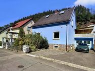 Zweifamilienhaus mit Garten und Garage in Weinheim / Sanierungsobjekt in Top-Lage! - Weinheim