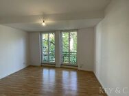 Kernsanierte 2-Zimmer-Wohnung mit Autostellplatz in Prenzlauer Berg - Berlin