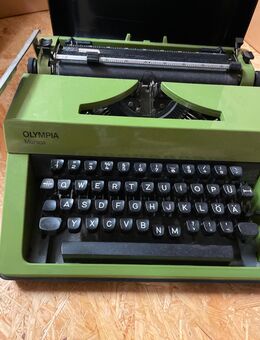 Olympia Monika Schreibmaschine - Sinsheim
