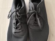 Leichte Schuhe Größe 43 von Vty - Bochum