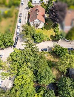 Wunderschönes Baugrundstück mit Altbestand und direkten Zugang zur Würm - München