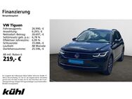 VW Tiguan, 2.0 TDI Life, Jahr 2022 - Hildesheim