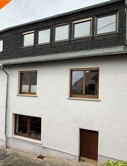 Stilvoll modernisiertes Reihenmittelhaus mit historischem Flair in Tawern - Tawern
