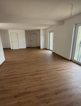 Vermietung von Wohnungen in moderner Wohnanlage, 3 Zimmer-Wohnung, Dachterrasse, PLZ 66424, Von-Behring-Str. 2 - Homburg