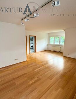 Langensteinbach: Gepflegte 3-Zimmerwohnung / 108,97 qm - Karlsbad