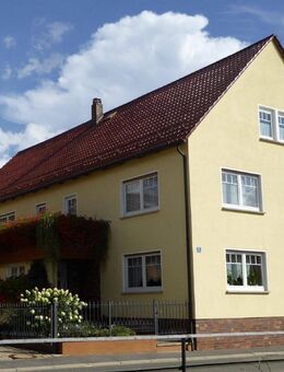 Gepflegter Dreiseithof in Meeder mit separatem Gartengrundstück - Meeder