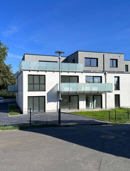 Mit traumhaftem Ausblick: Schöne, moderne und lichtdurchflutete 3 Zimmer-Penthouse-Wohnung, Dahlienweg 1a, Burgsolms - Solms