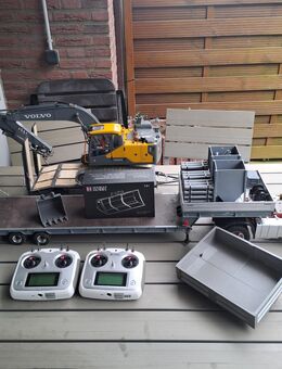 Rc Scania R560 4x4 mit 2 Tieflader und Hydraulischen Bagger 1:14 - Marl (Nordrhein-Westfalen)