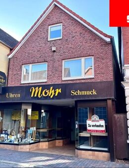 Geschäftshaus mit Wohnung u. Grundstück im Zentrum - Wilster