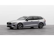 Volvo V60, B4B PLUS DARK BUSINESS ° MY25, Jahr 2022 - Freiburg (Breisgau)