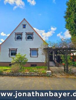 Familienfreundliches Einfamilienhaus mit Vollkeller, Garage und großzügigem Garten - Bremerhaven