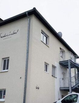 Möbliertes WG-Zimmer in 9-Zi-Whg mit EBK - auf Wunsch für 2 Pers. - S-Bahn-Anbindung nach Stuttgart - Marbach (Neckar)