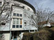Gepflegte 3-Zimmerdachgeschoßwohnung mit toller Aussicht zum sofortigen Bezug - Neckarsulm