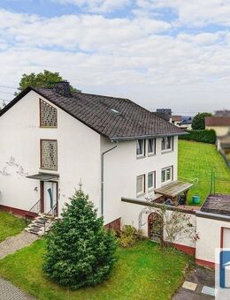 Ein- Zweifamilienhaus auf großem Grundstück - zusätzlich bebaubar - Wittgert