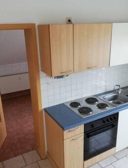 BS52/DGre - Hübsche 1-Raumwohnung im Dachgeschoss - Oschatz