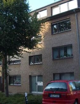 Gut geschnittene 2-Zimmer-Wohnung, Balkon und großer Garten, Nähe Hülser Bruch! - Krefeld