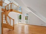 Elegantes Wohnen - Galerie DG-Whg mit Dachterrasse in Stadtvilla - München