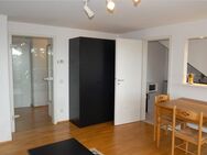 Oberrath: zeitgemäß eingerichtete 1,5 Zimmer-Wohnung in sehr schöner Lage. Lichtdurchflutetes - Düsseldorf