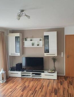 Schicke zwei Zimmer mit großer Terrasse und eigenem Eingang im Souterrain! - Soest