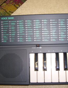 Keyboard Yamaha Porta Sound PSS-140 - Wiesbaden